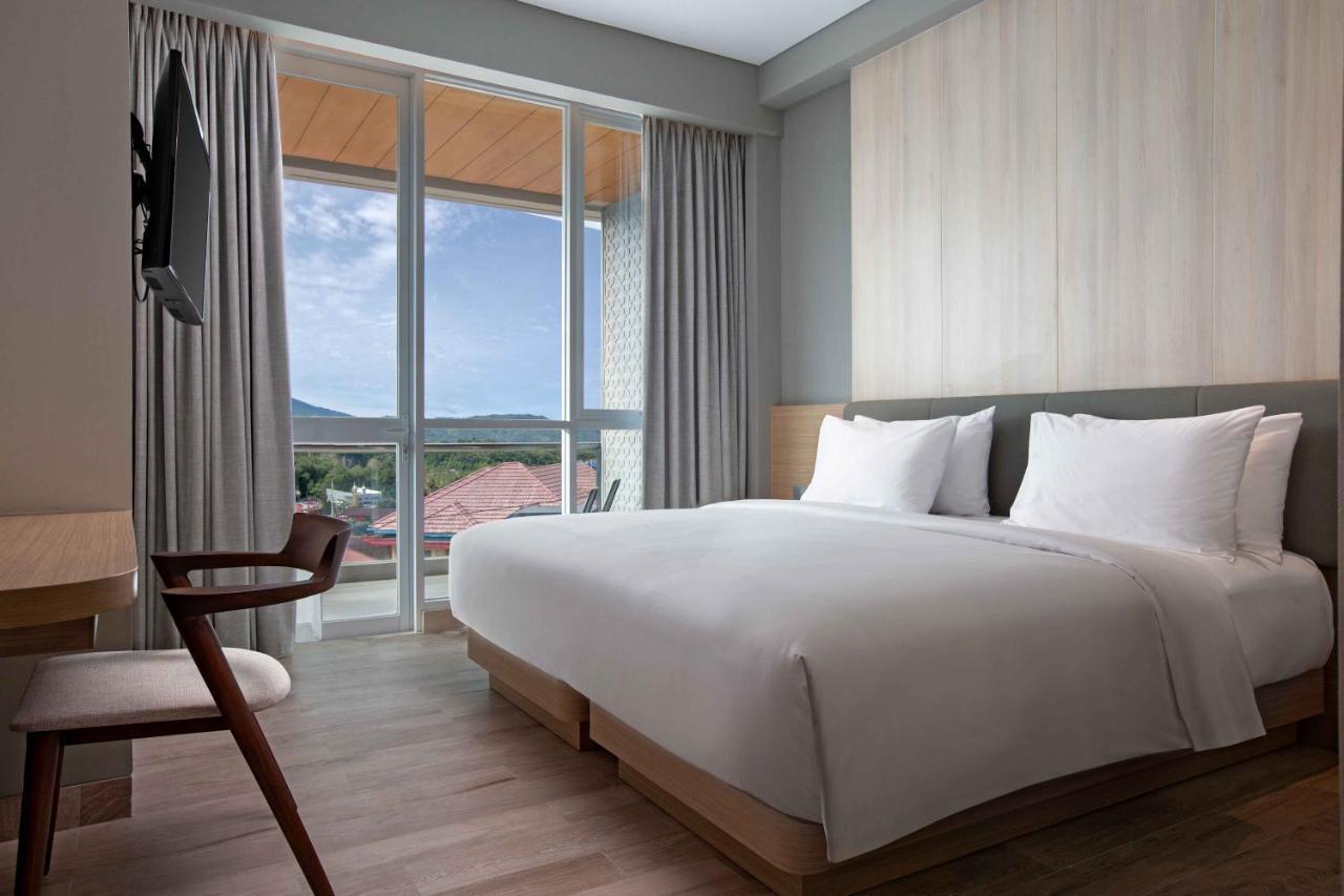 Hotel Santika Bukittinggi Εξωτερικό φωτογραφία